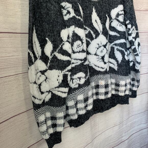 Vintage Nan Dorsey Gray and White Check and Floral Knit Sweater - Picture 15 of 15